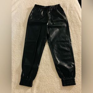 Dynamite Leather Jogger M